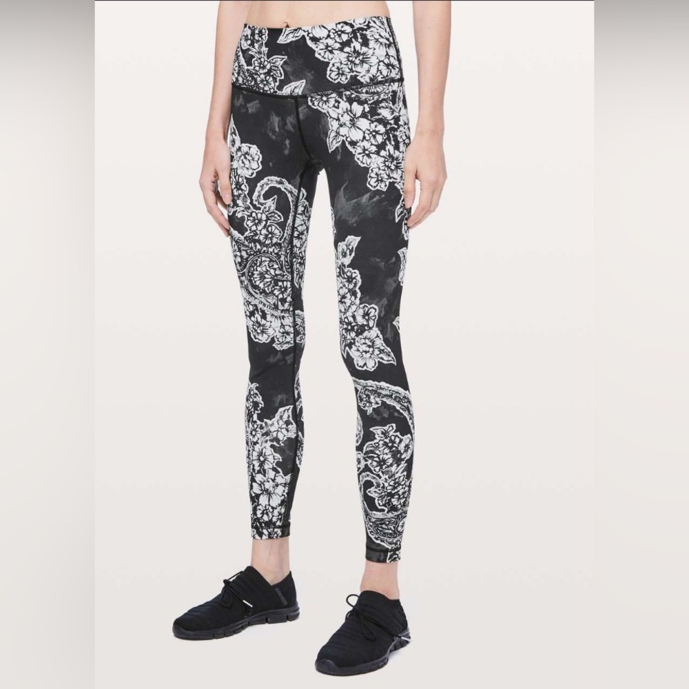 Like New! Lululemon 28” Wunder Under High-Rise Tights Leggings